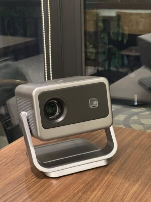 máy chiếu mini Q10 ultramax v1
