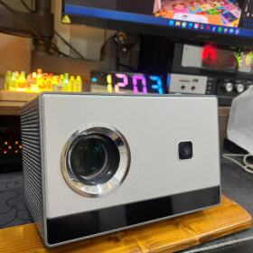 Máy chiếu Q10 ultra