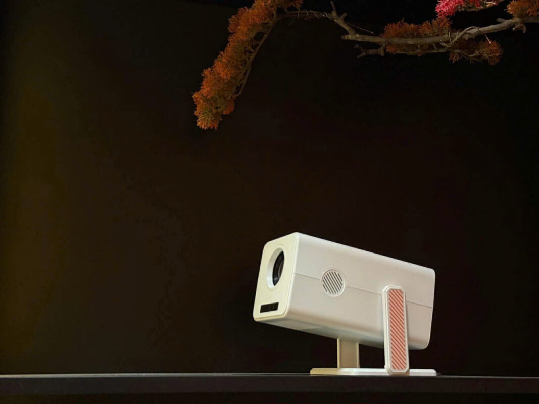 Máy chiếu mini S8 vuông